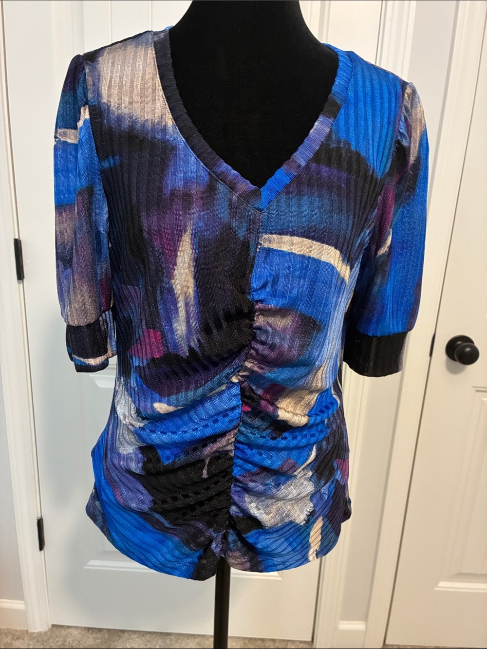 DKNY Blue Abstract V-Neck Ruched Blouse